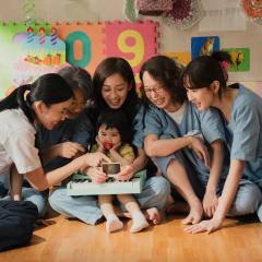 阳光女子合唱团 - 8H8mB2GodfXDTr4DsbCk5vTZjnp.jpg